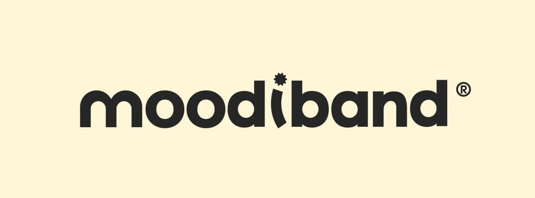 El logotipo moodiband en negro sobre crema.